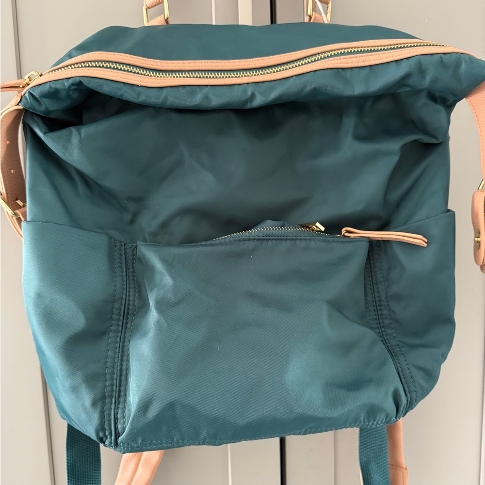 Tommy Bahama Tan Trimmed Forest Green Backpack